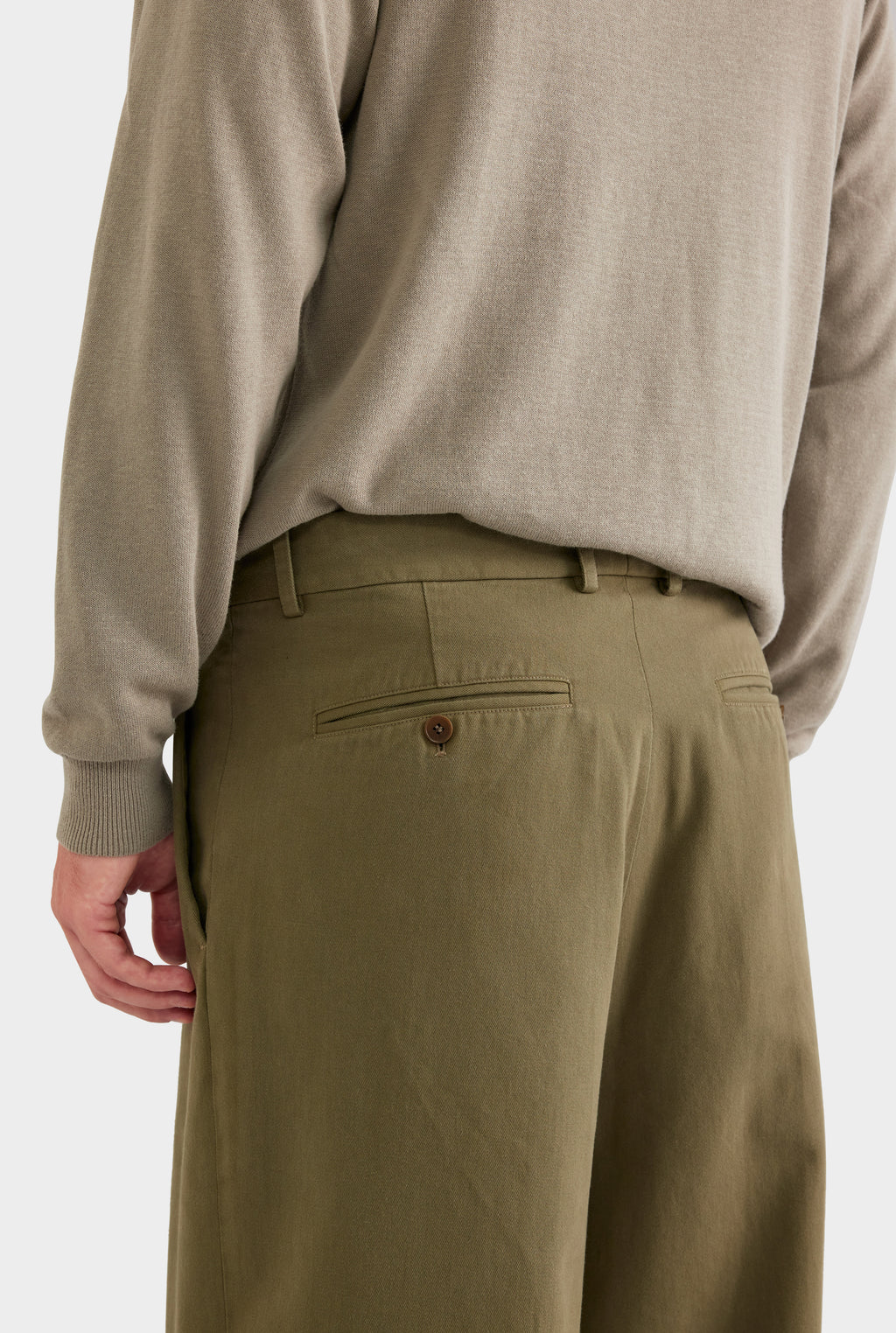 Relaxed Pleated Cotton Twill Trouser - Olive