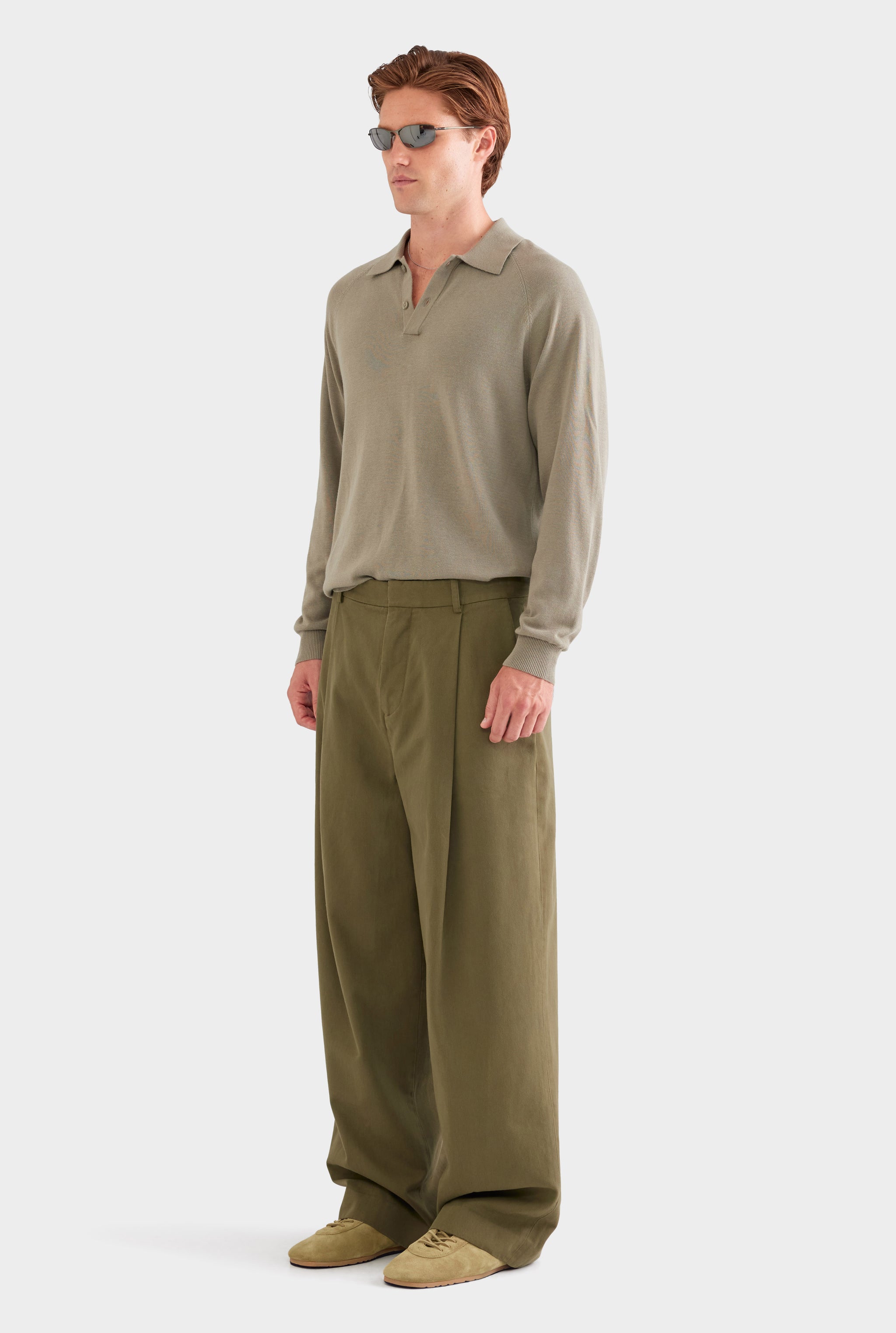 Relaxed Pleated Cotton Twill Trouser - Olive