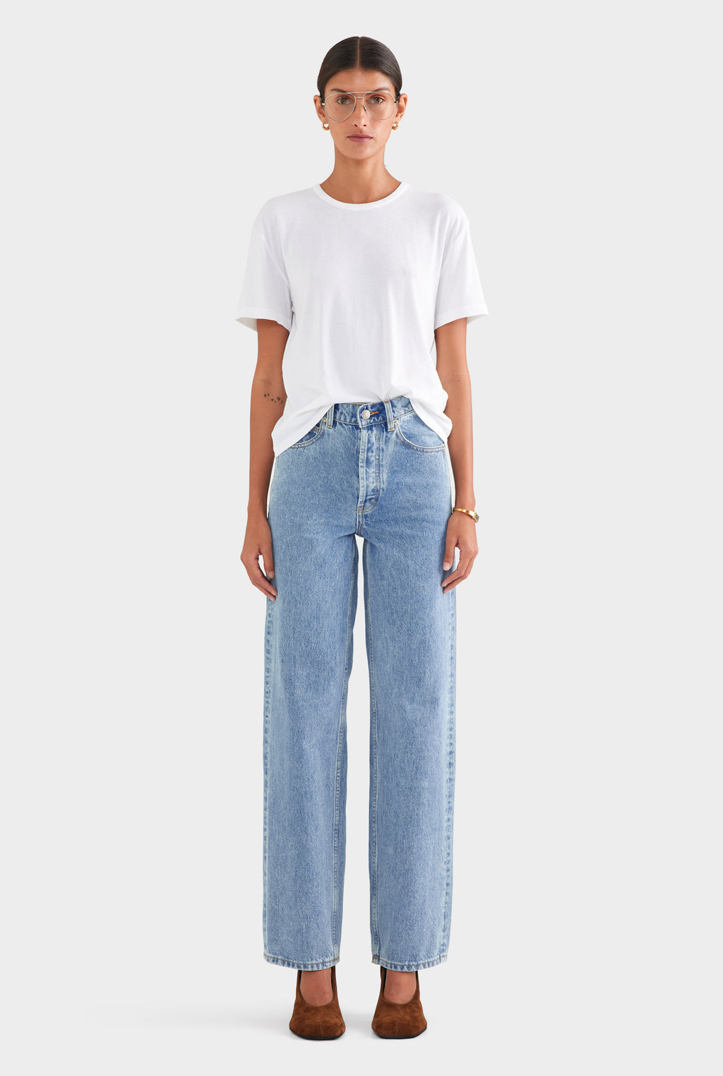 Straight Leg Jean - Light Blue