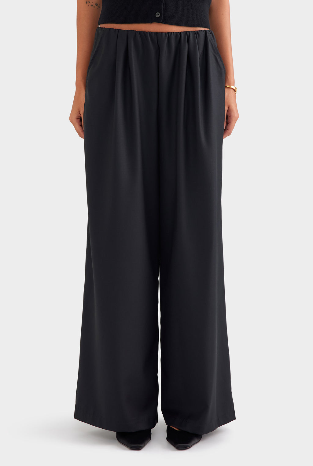 Relaxed Wool Wide Leg Trouser - Black