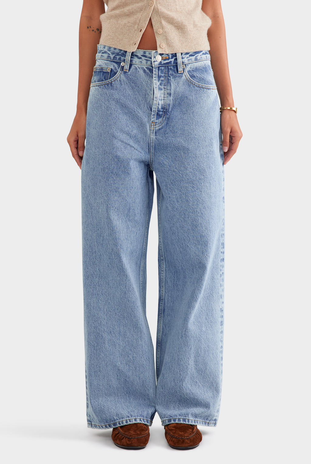 Relaxed Low Rise Denim Jean - Light Blue