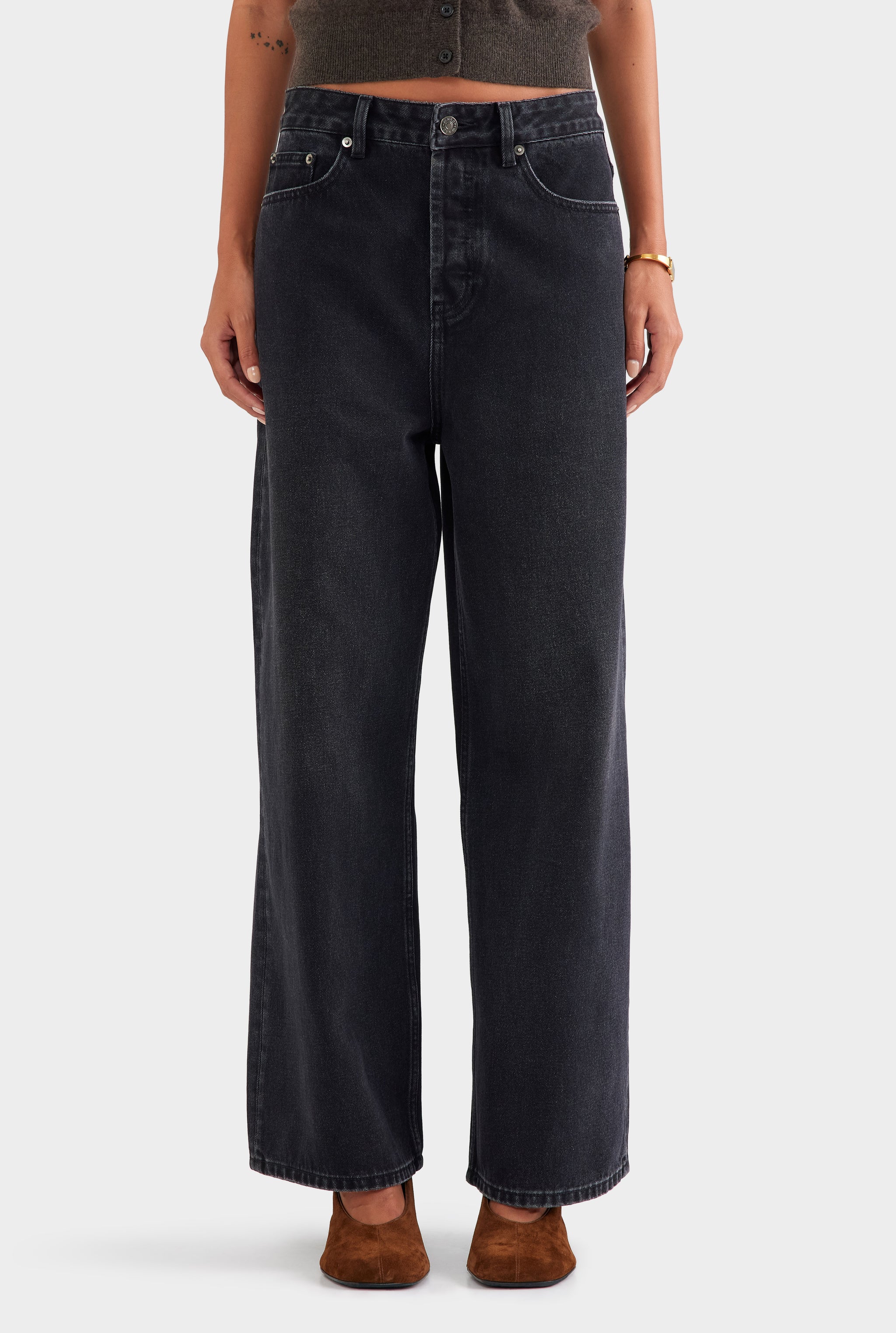 Relaxed Low Rise Denim Jean - Washed Black