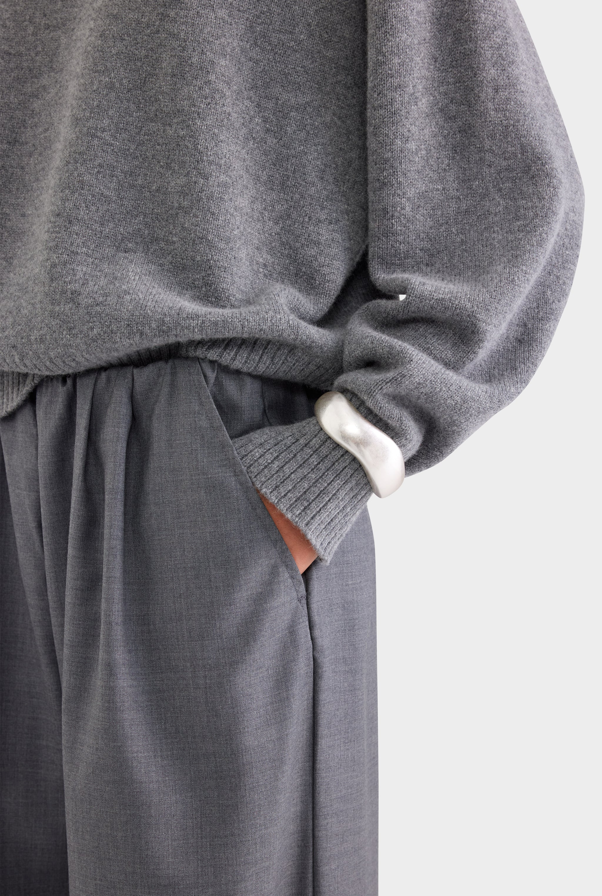 Wool Cashmere V Neck Sweater - Charcoal Marl