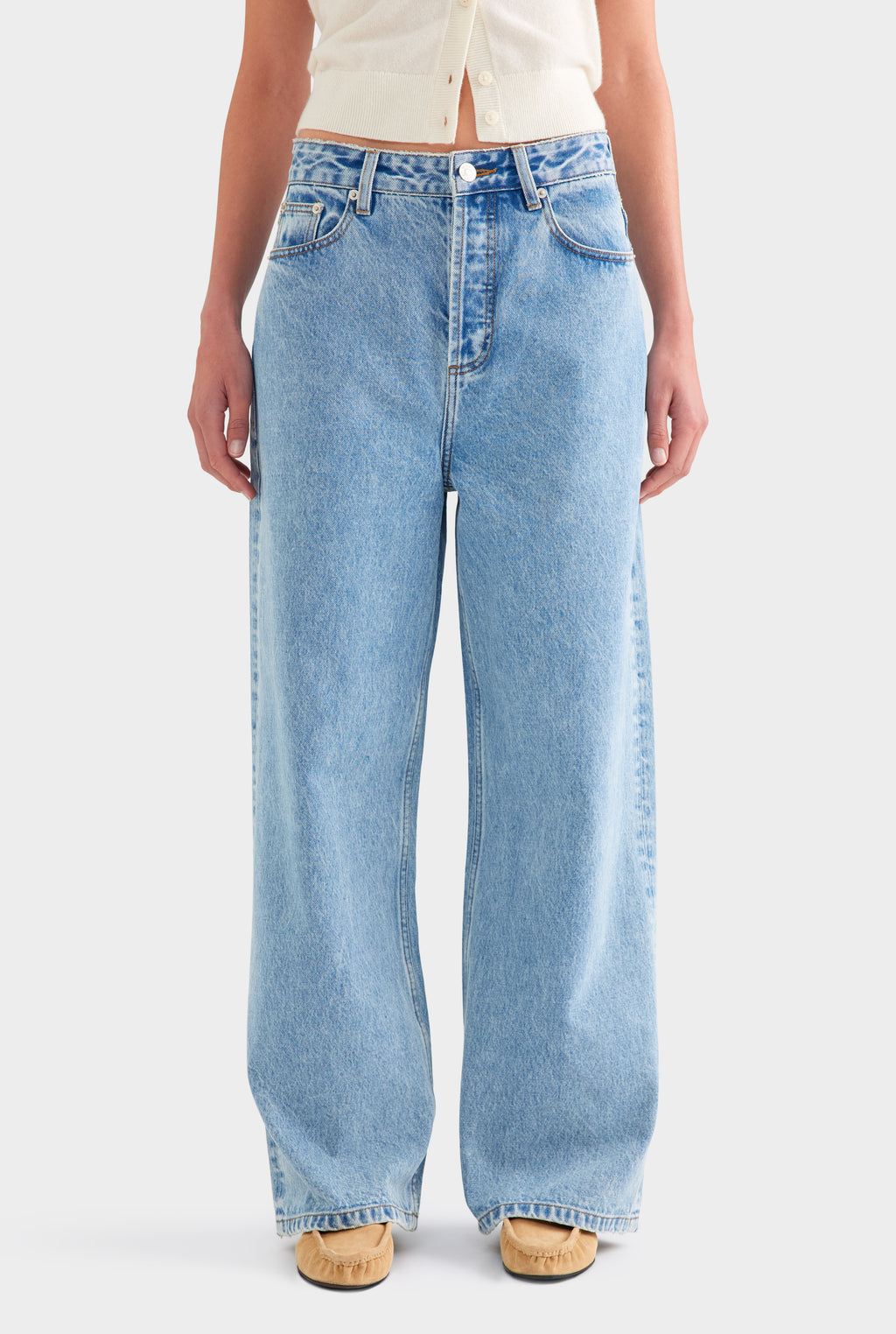 Relaxed Low Rise Denim Jean - Light Blue