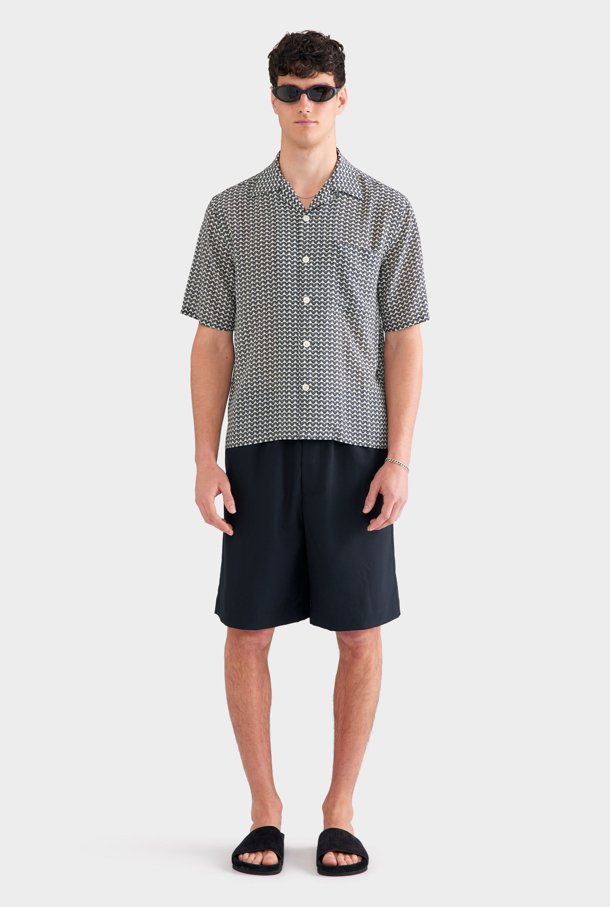 Short Sleeve Silk Camp Collar Shirt - Cream/Navy/Brown V Monogram