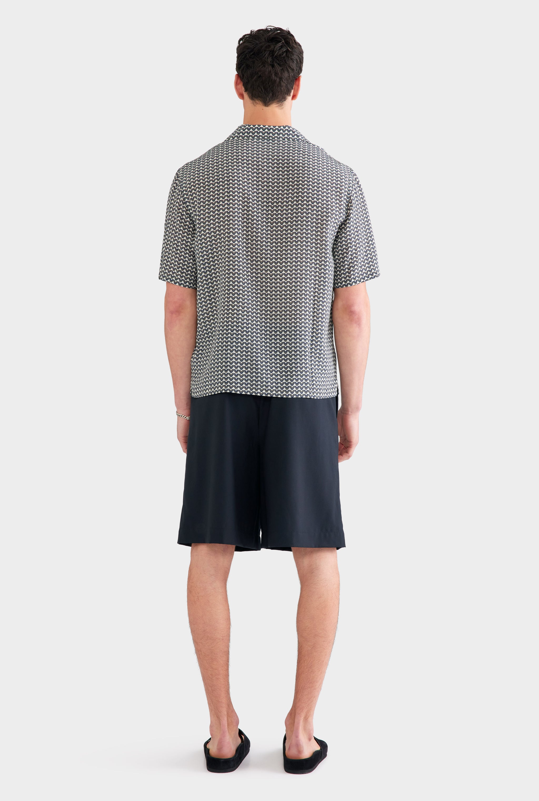 Short Sleeve Silk Camp Collar Shirt - Cream/Navy/Brown V Monogram