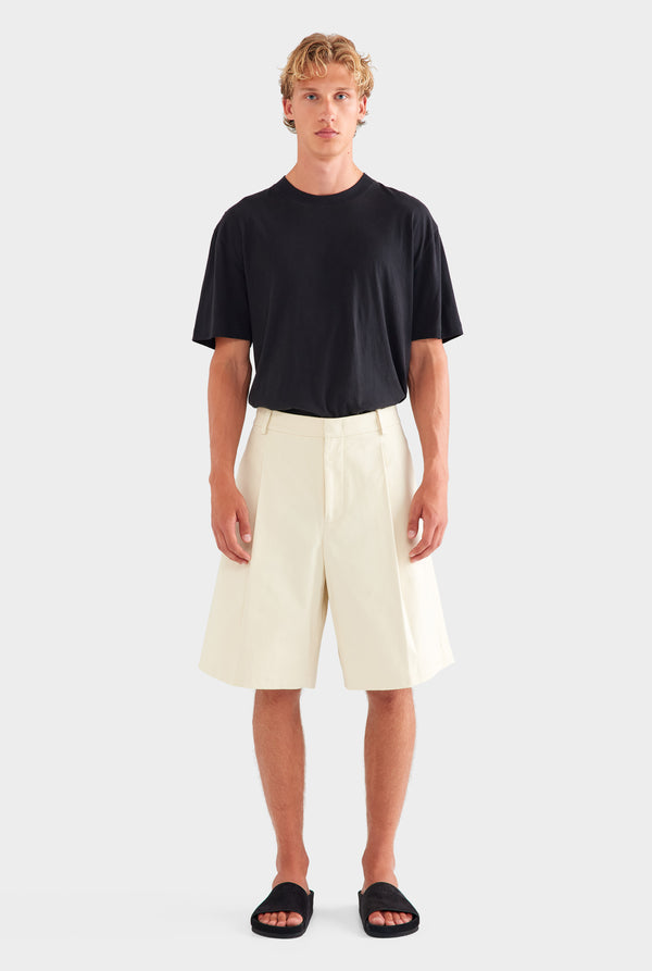Cotton Canvas Pleated Bermuda Short - Cream