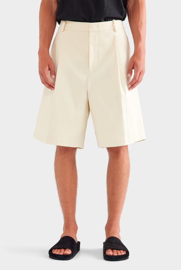 Cotton Canvas Pleated Bermuda Short - Cream