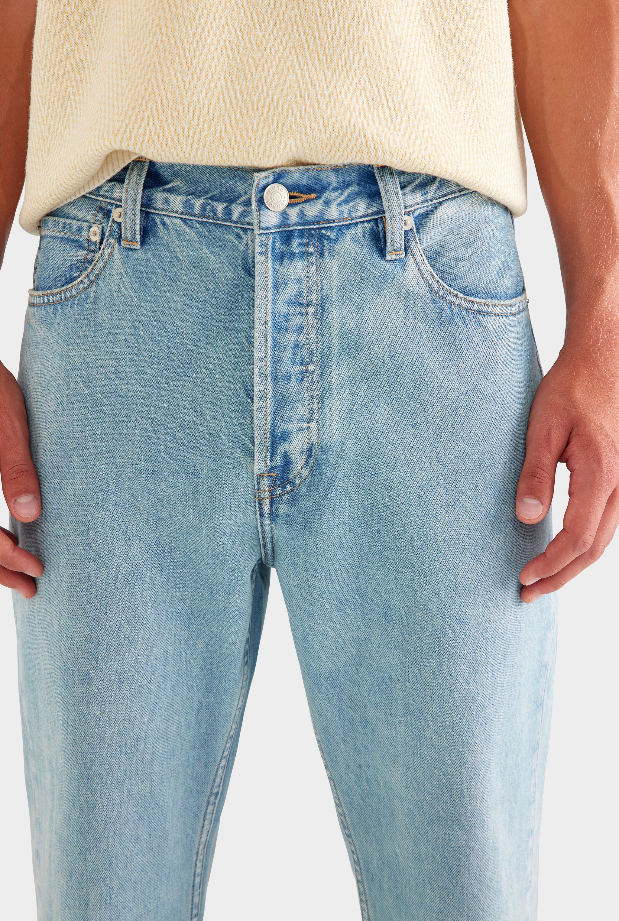 Tapered Denim Jean - Light Blue Vintage