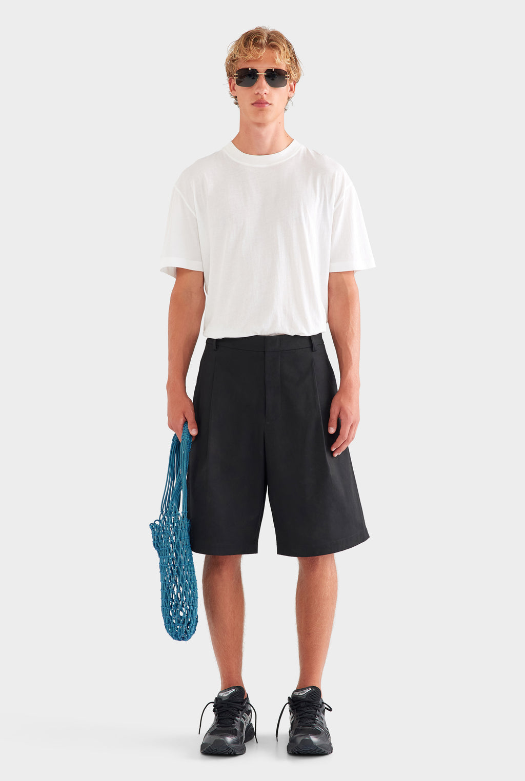 Cotton Canvas Pleated Bermuda Short - Black