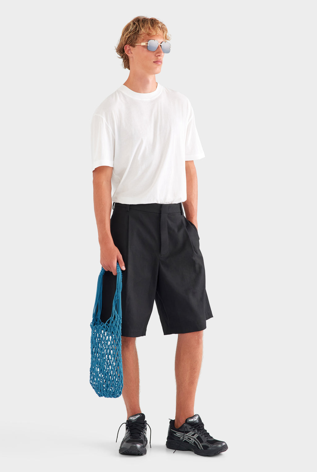 Cotton Canvas Pleated Bermuda Short - Black