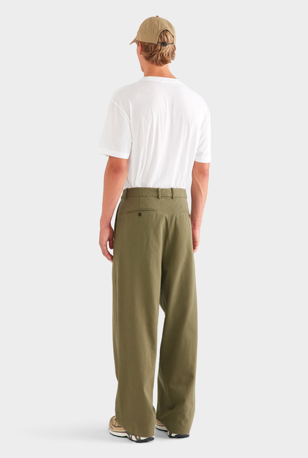 Relaxed Pleated Cotton Twill Trouser - Olive