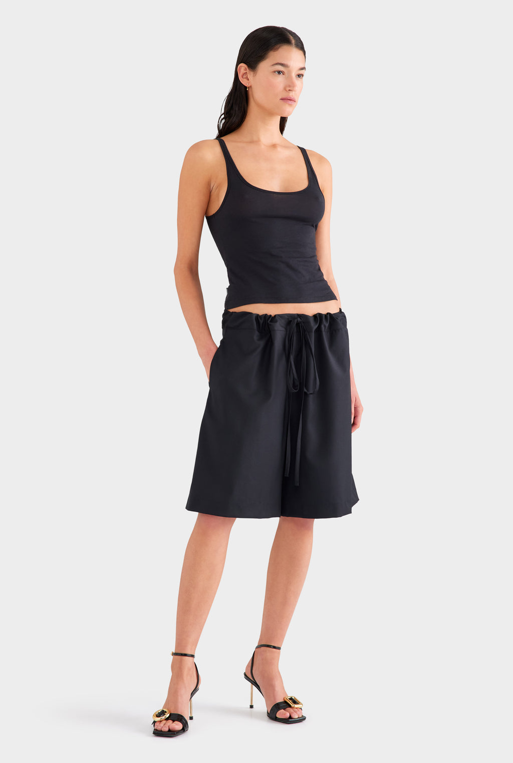 Drawstring Wool Bermuda Short - Black
