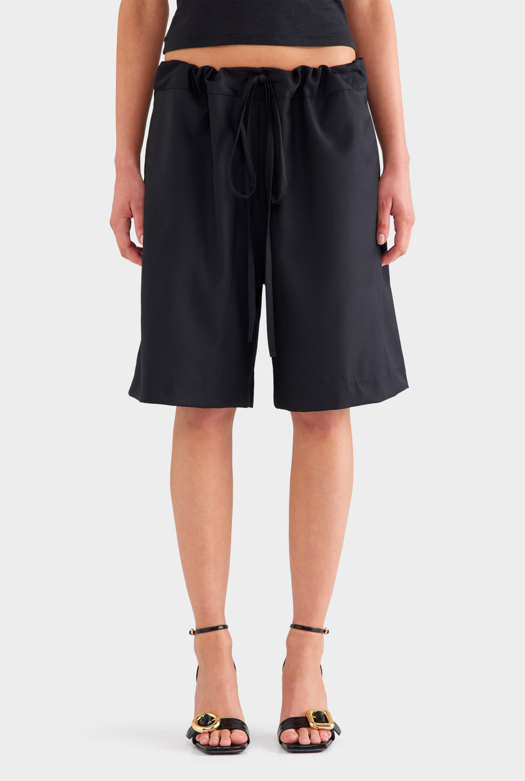 Drawstring Wool Bermuda Short - Black