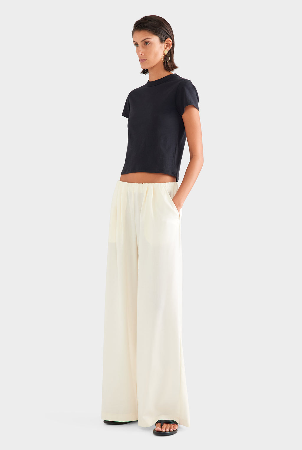 Relaxed Wool Wide Leg Trouser - Cream