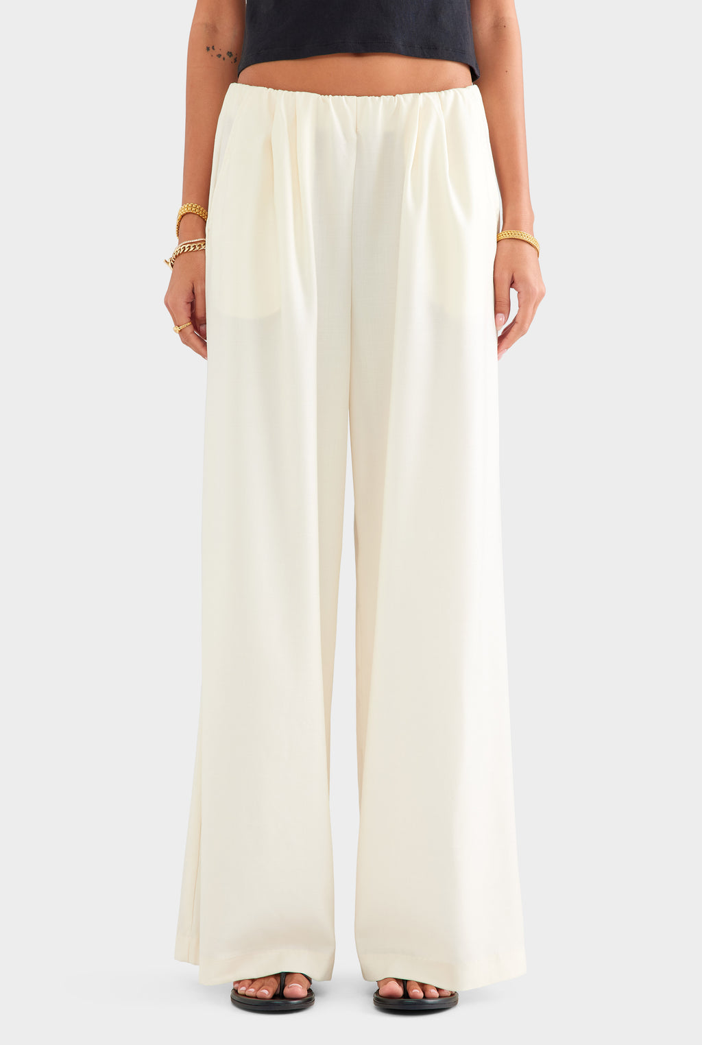 Relaxed Wool Wide Leg Trouser - Cream