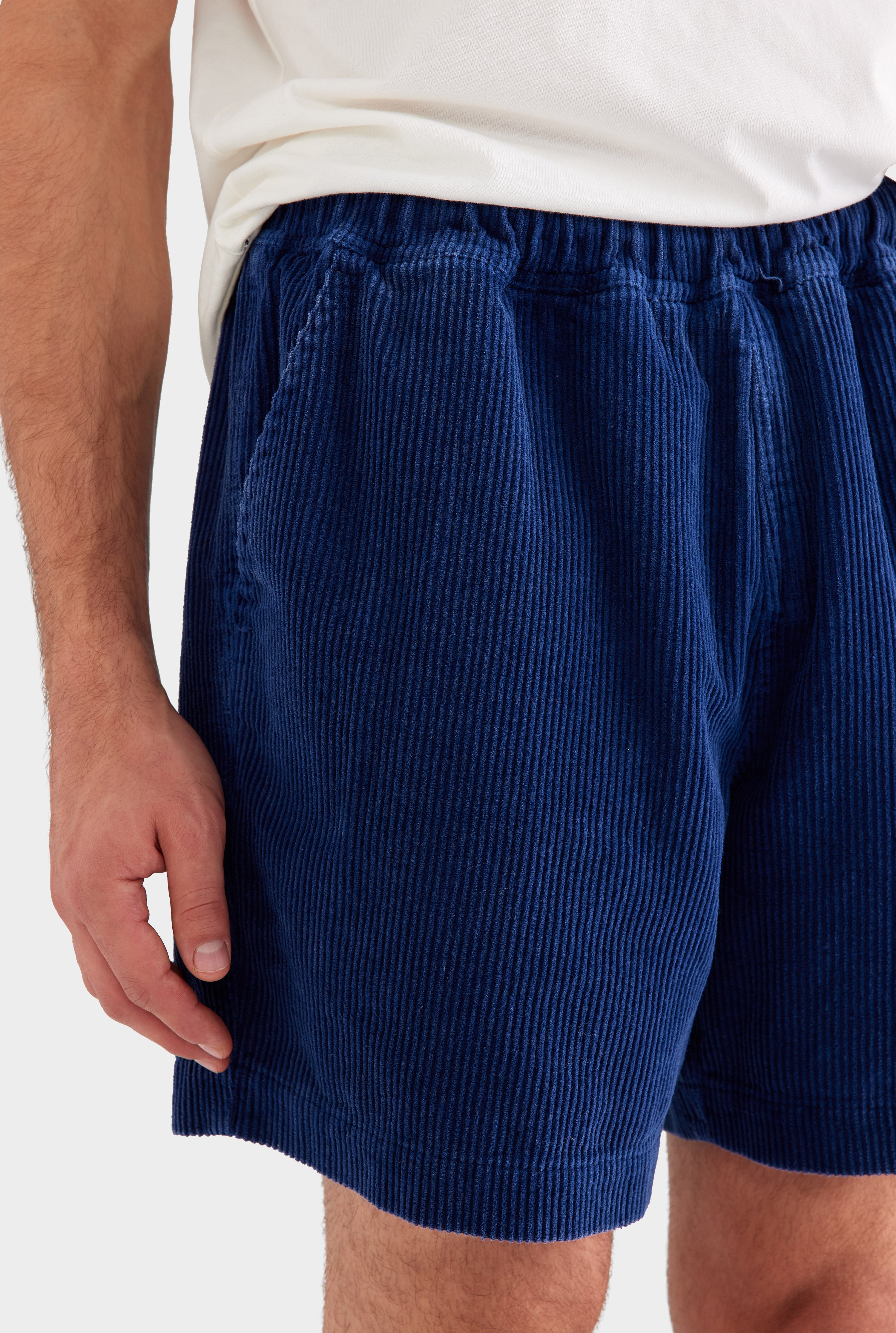 Mens Relaxed Corduroy Short in Washed Navy | Venroy – VENROY