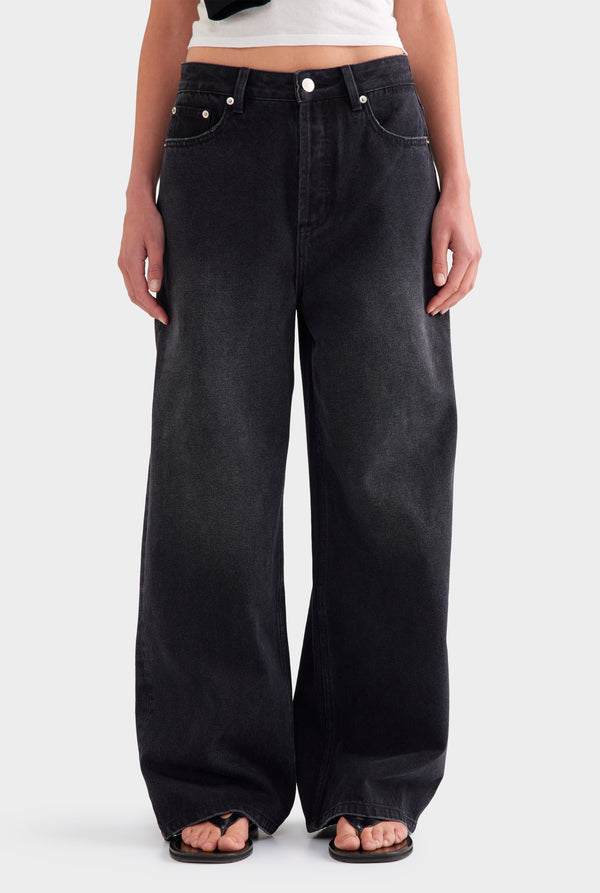 Relaxed Low Rise Denim Jean - Washed Black