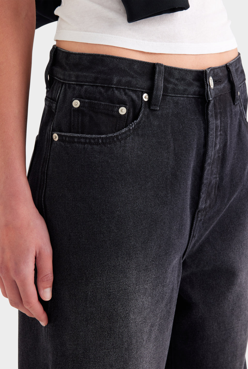 Relaxed Low Rise Denim Jean - Washed Black