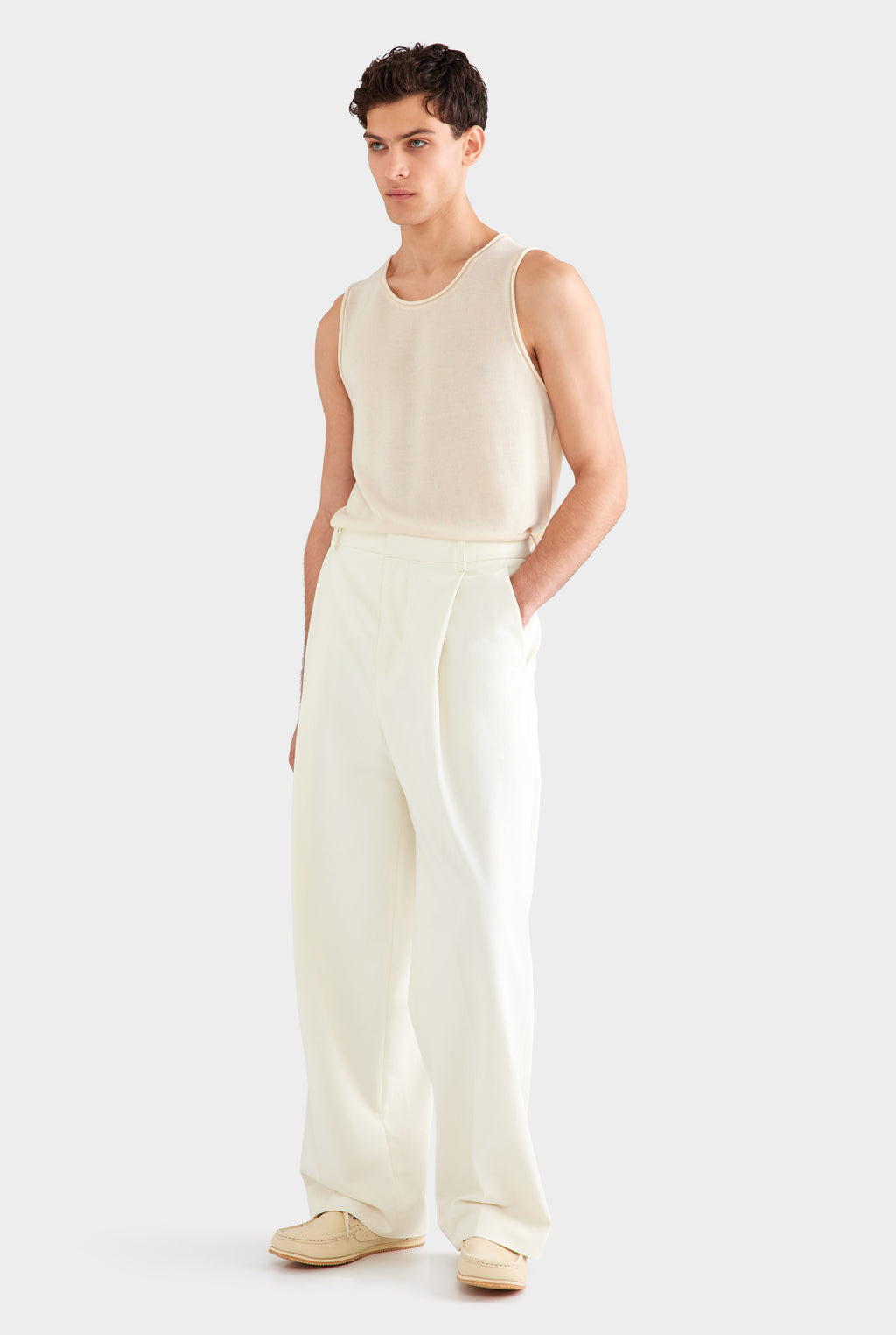 Relaxed Pleated Cotton Twill Trouser - Cream