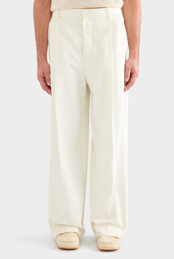 Relaxed Pleated Cotton Twill Trouser - Cream