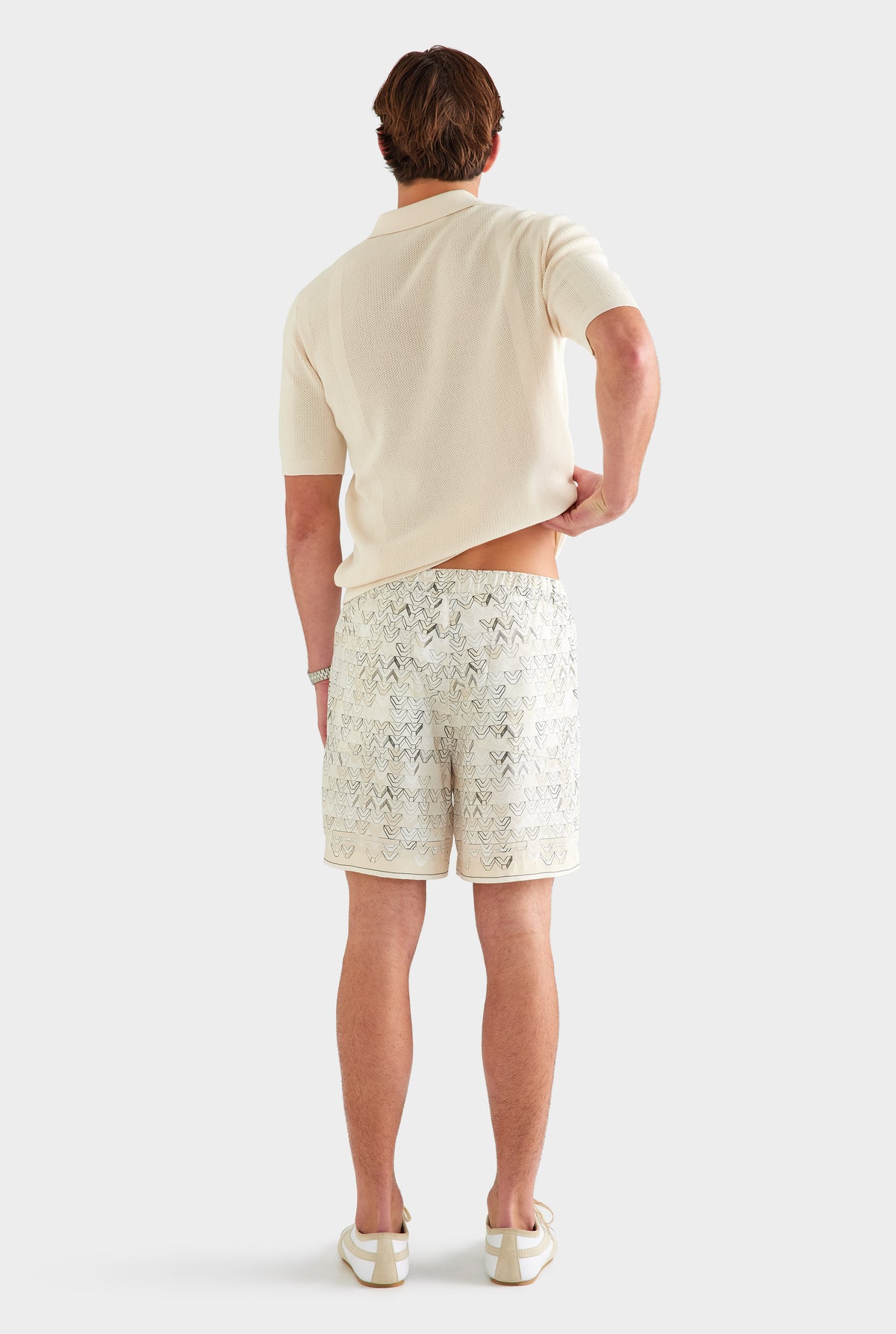 Relaxed Tencel Short - Beige Sketched V Monogram