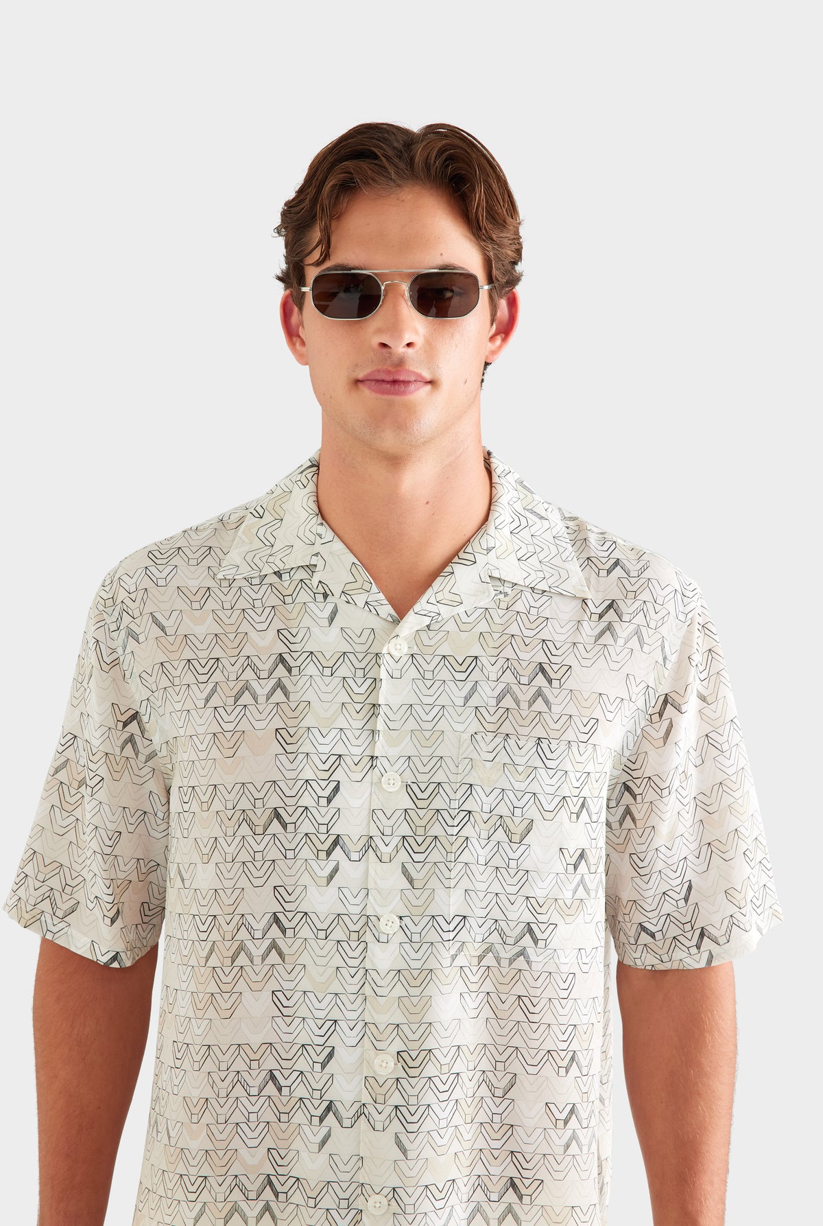 Short Sleeve Silk Camp Collar Shirt - Beige Sketched V Monogram
