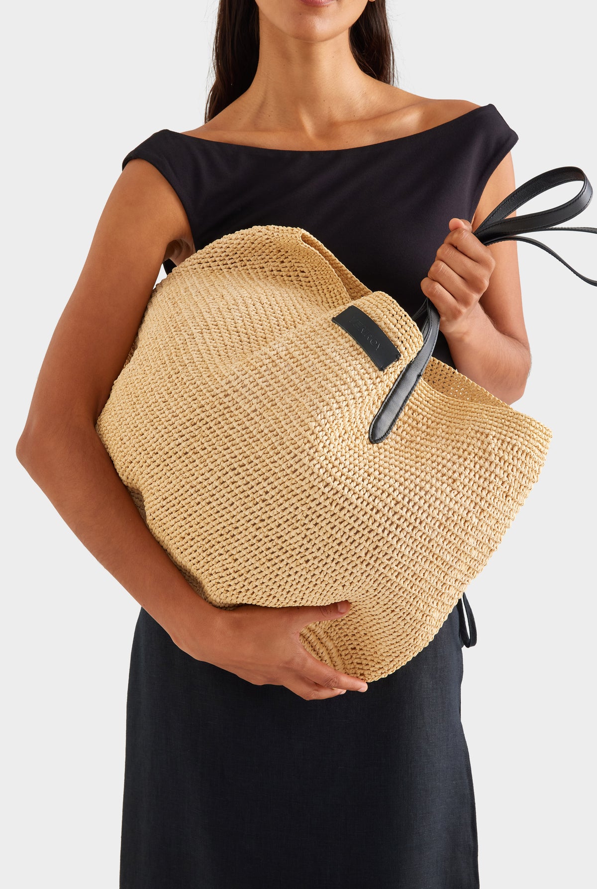 Large Raffia Tote - Natural/Black [[SU26 - UNISEX - A2101 - Rafia Tote_0447_R.jpg]]