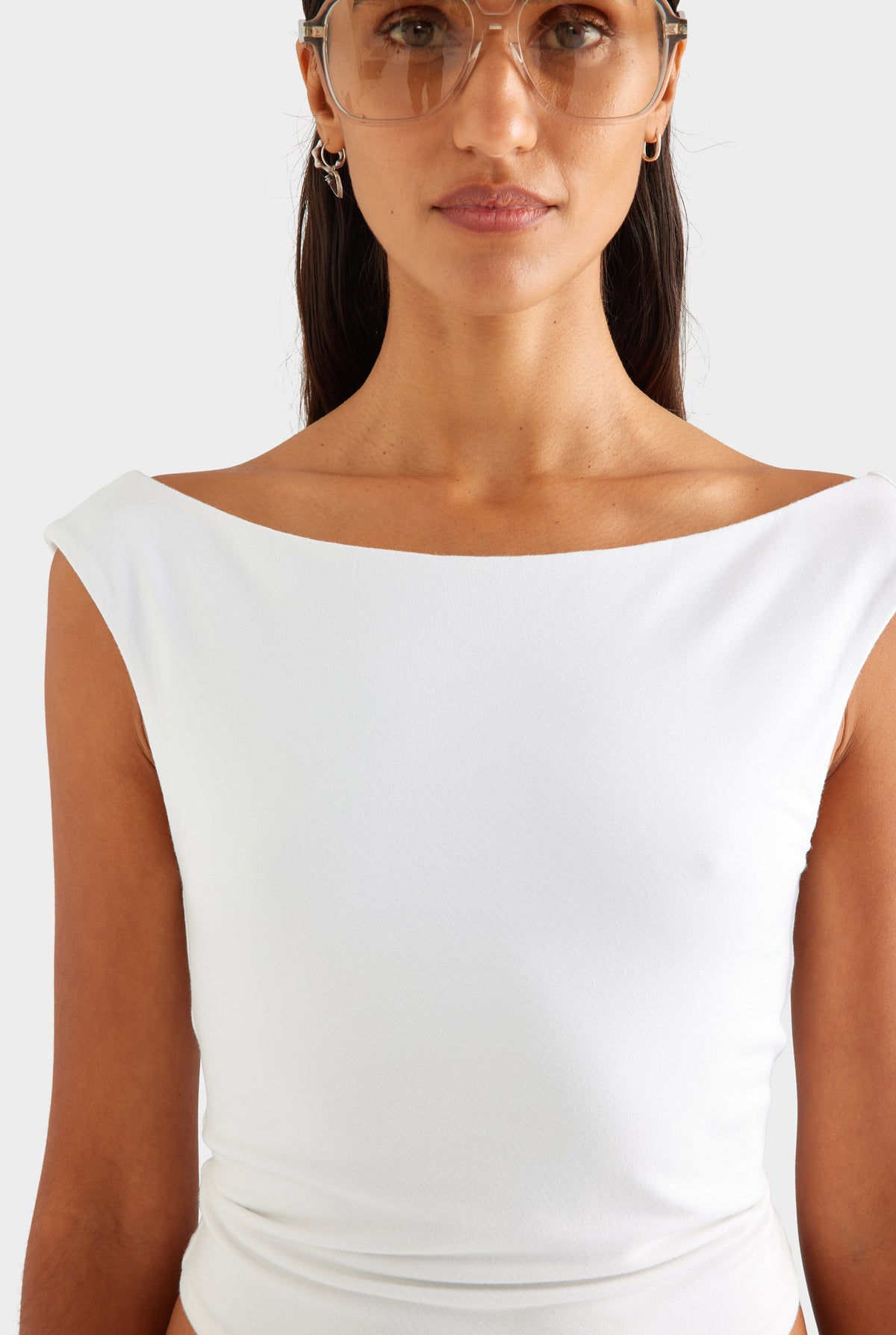 Twist Back Boat Neck Top - White