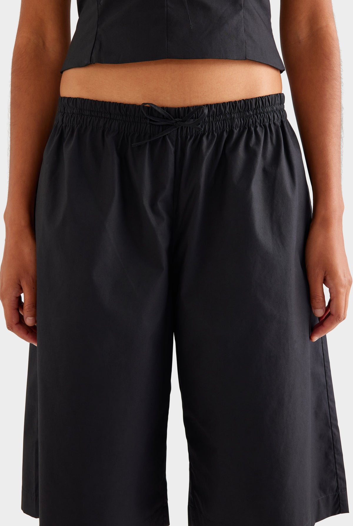 Cotton Bermuda Short - Black
