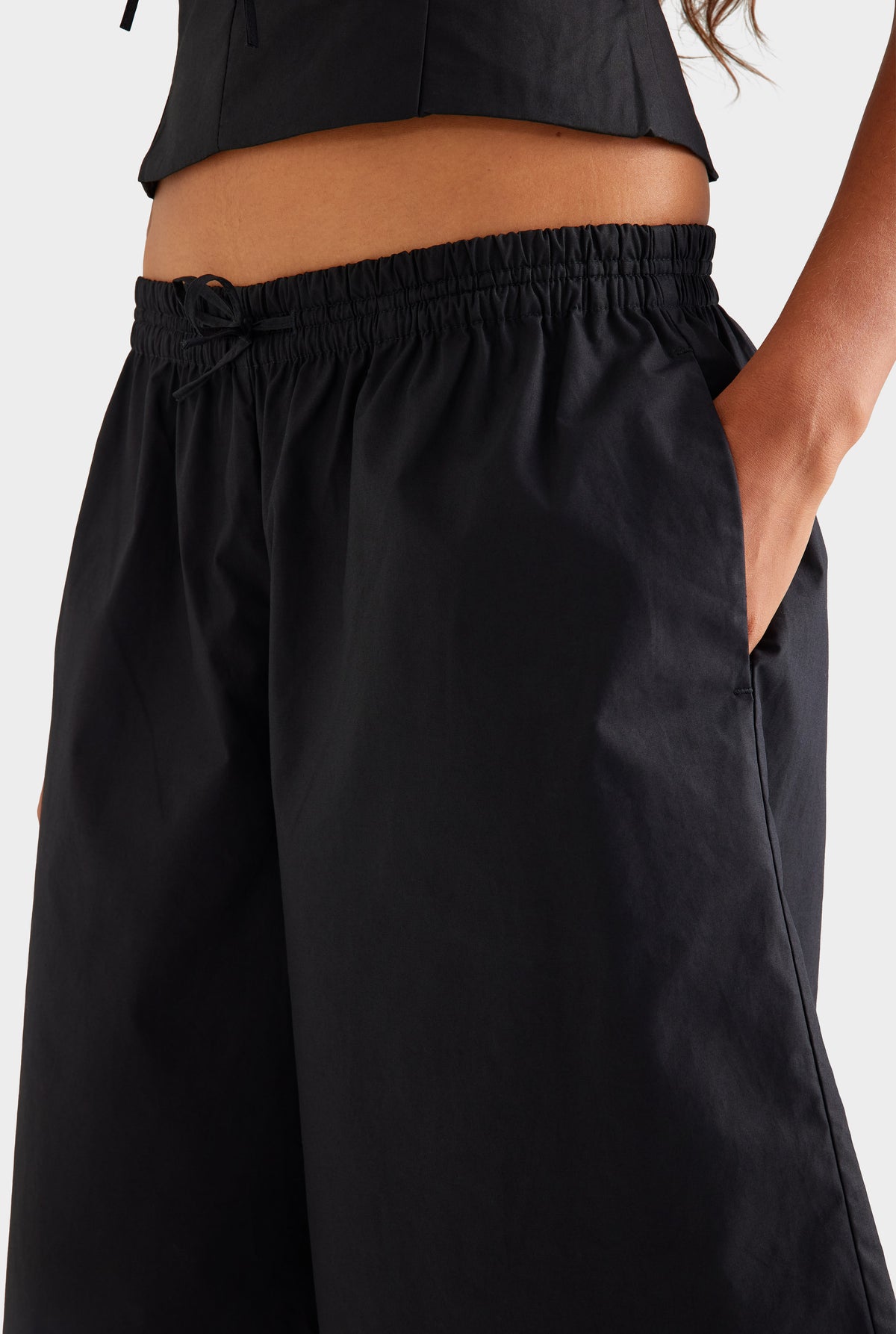 Cotton Bermuda Short - Black