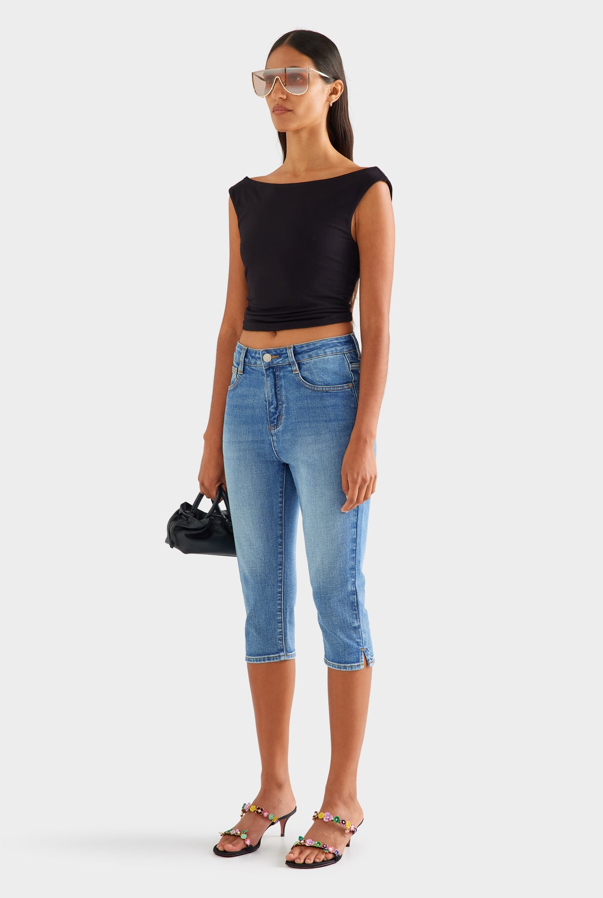Denim Capri - Vintage Mid Indigo [[SU26 - WOMENS - D2 - 44060 - Denim Capri - Vintage Mid Indigo_0396.jpg]]