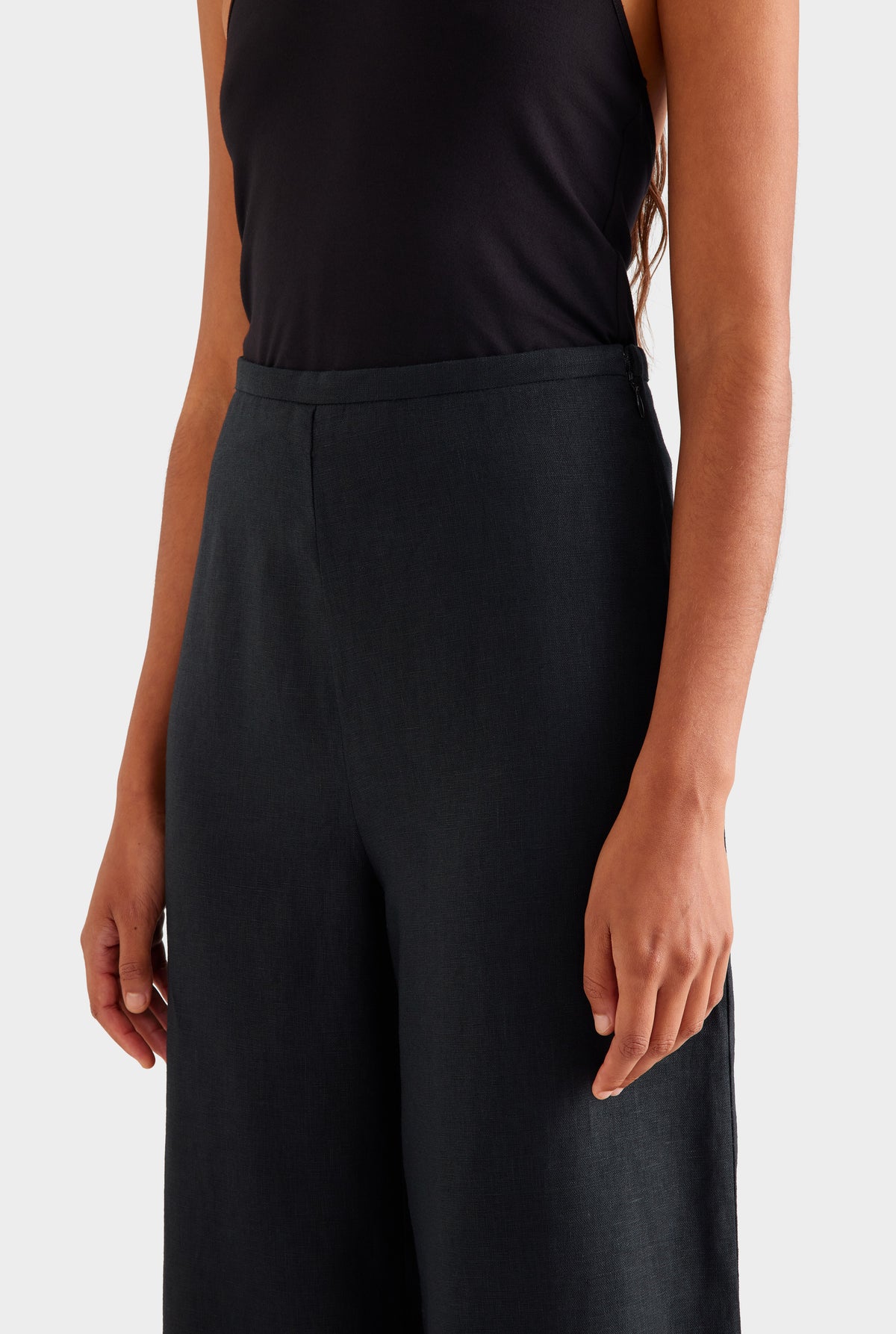 Linen Relaxed Pant - Black [[SU26 - WOMENS - D2 - 45066 - Linen Relaxed Pant - Black_0340 copy.jpg]]