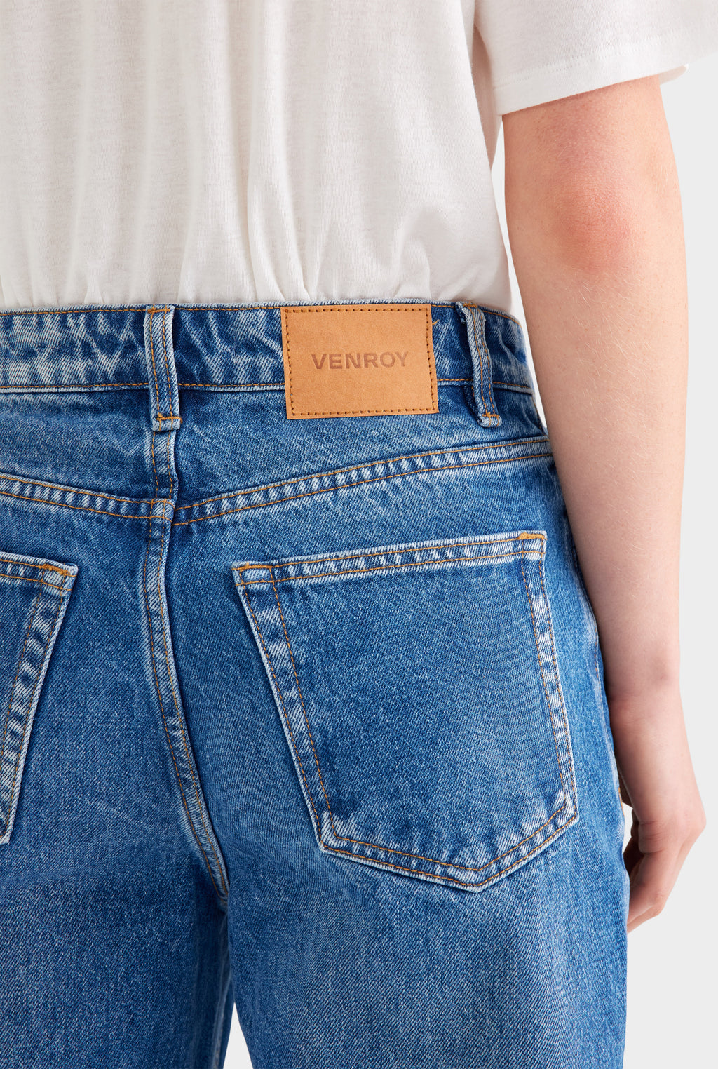 Straight Leg Jean - Mid Indigo