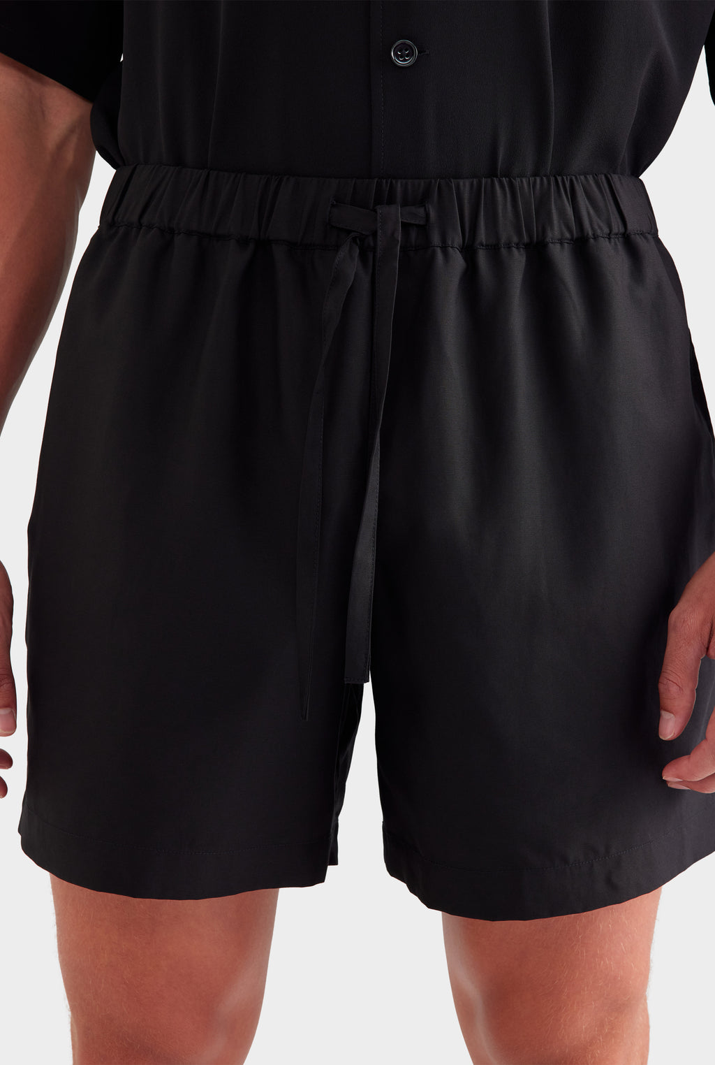 Relaxed Tencel Short - Black