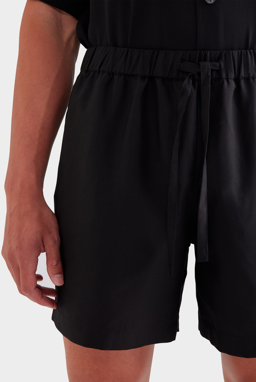Relaxed Tencel Short - Black