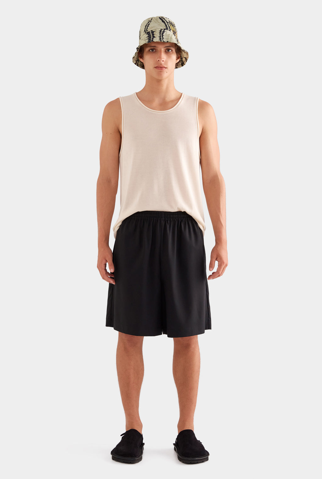 Relaxed Wool Short - Black