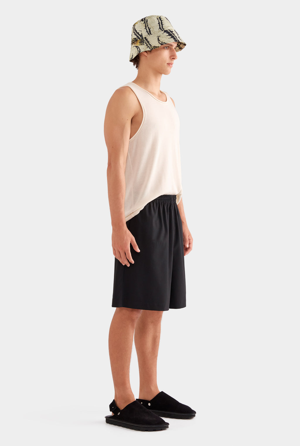 Relaxed Wool Short - Black