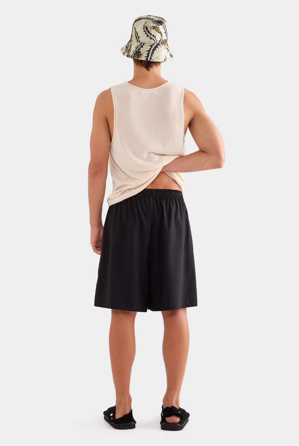 Relaxed Wool Short - Black