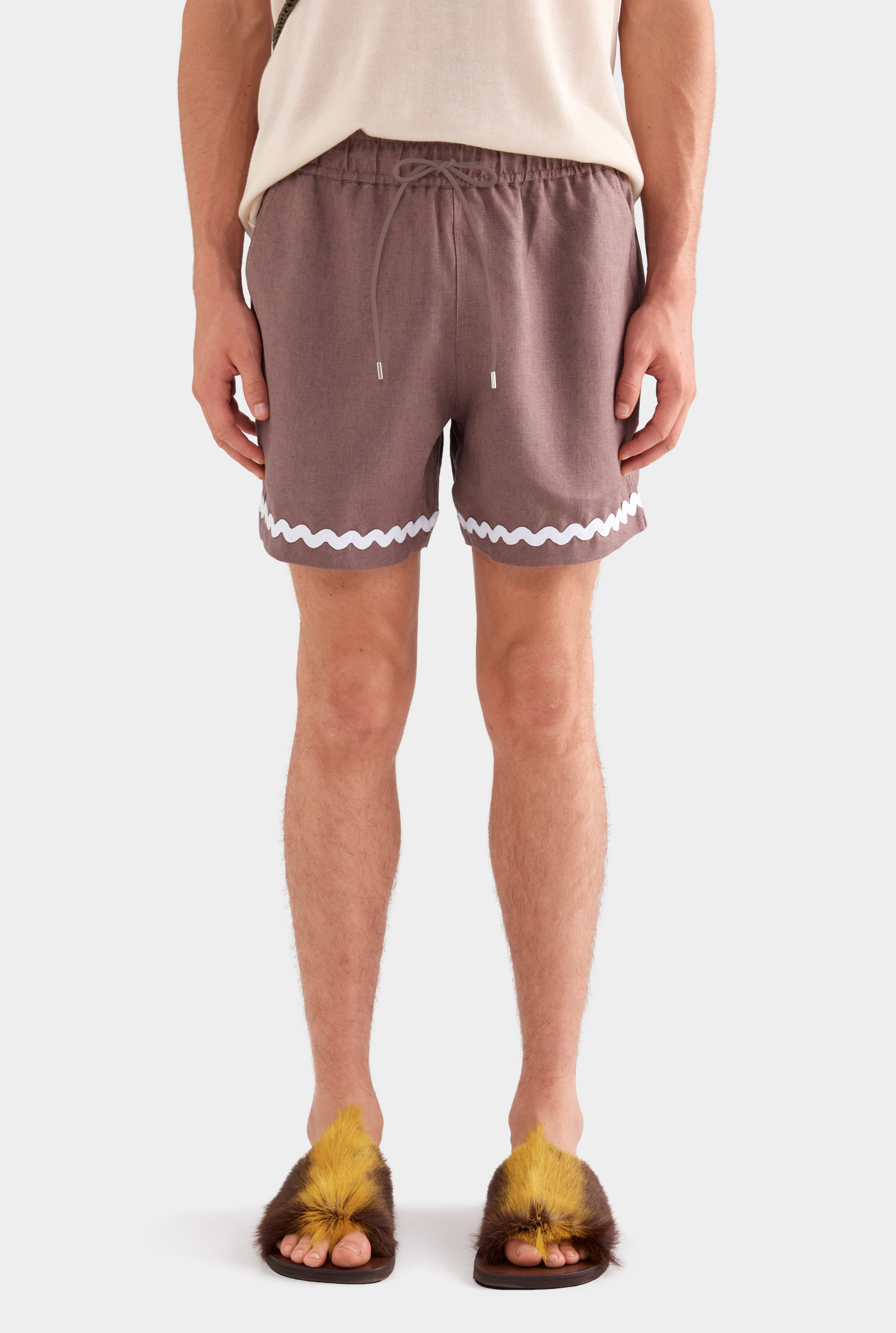 Trim Detail Linen Lounge Short - Iron/White