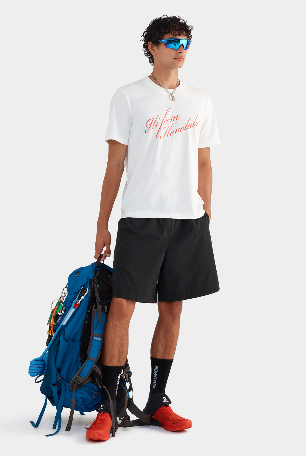 Venroy Honolulu Logo T-Shirt - Off White/Red