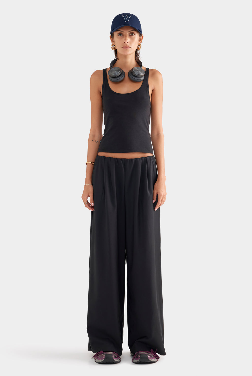 Relaxed Wool Wide Leg Trouser - Black