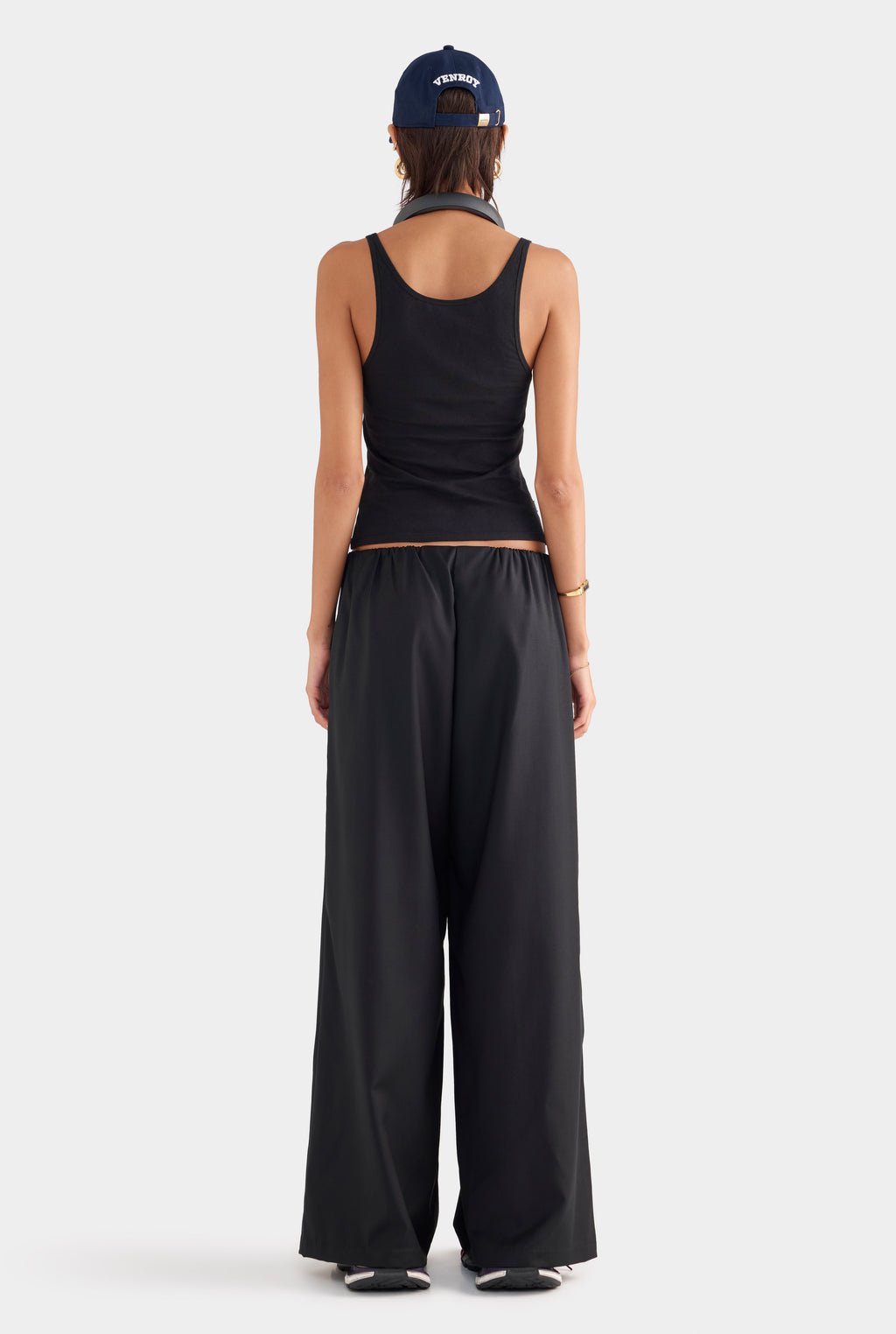 Relaxed Wool Wide Leg Trouser - Black